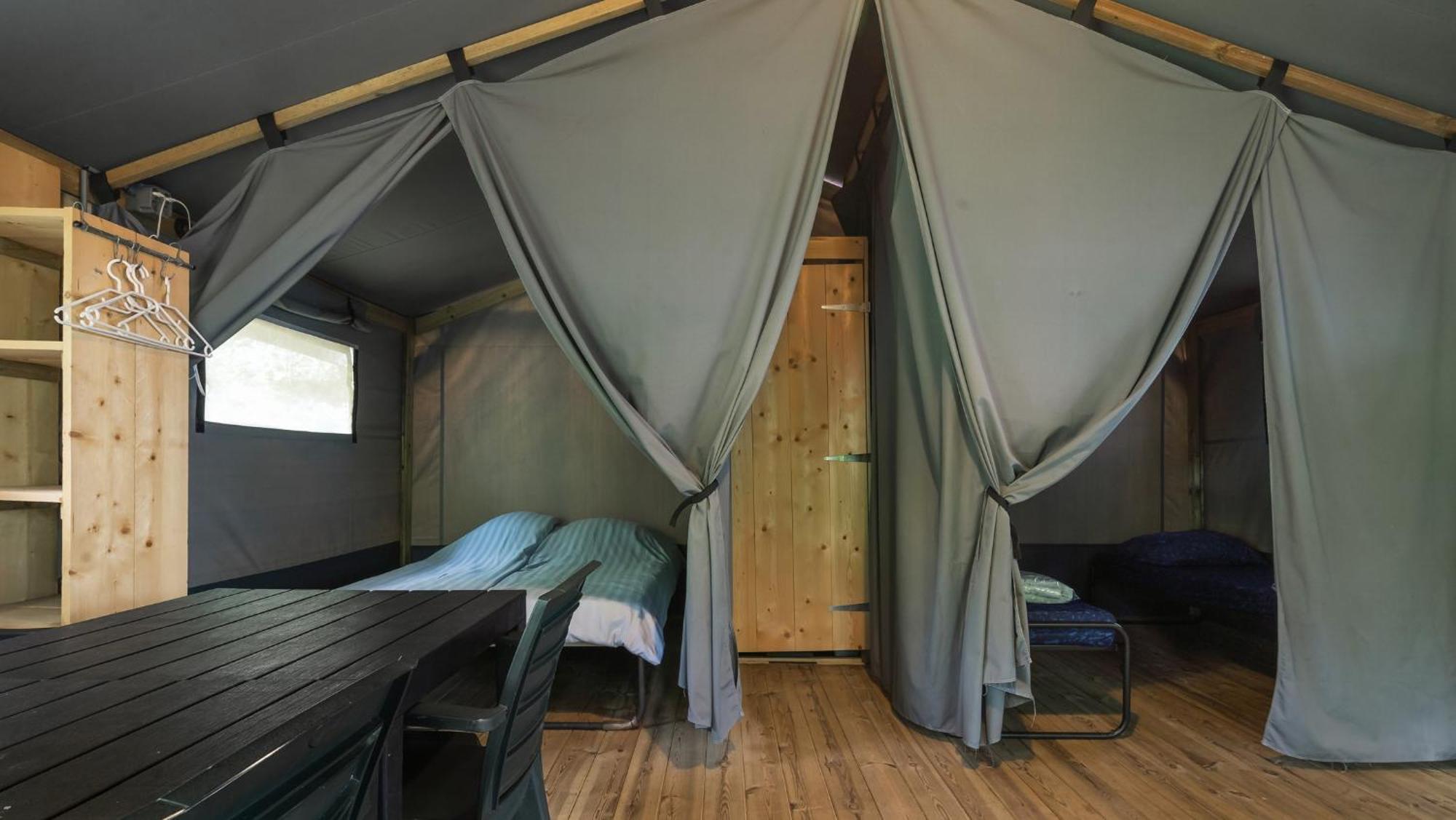 Camping Rcn Le Moulin De La Pique Belvès Habitación foto