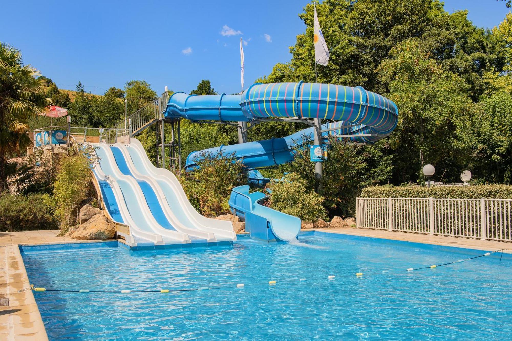 Camping Rcn Le Moulin De La Pique Belvès Exterior foto