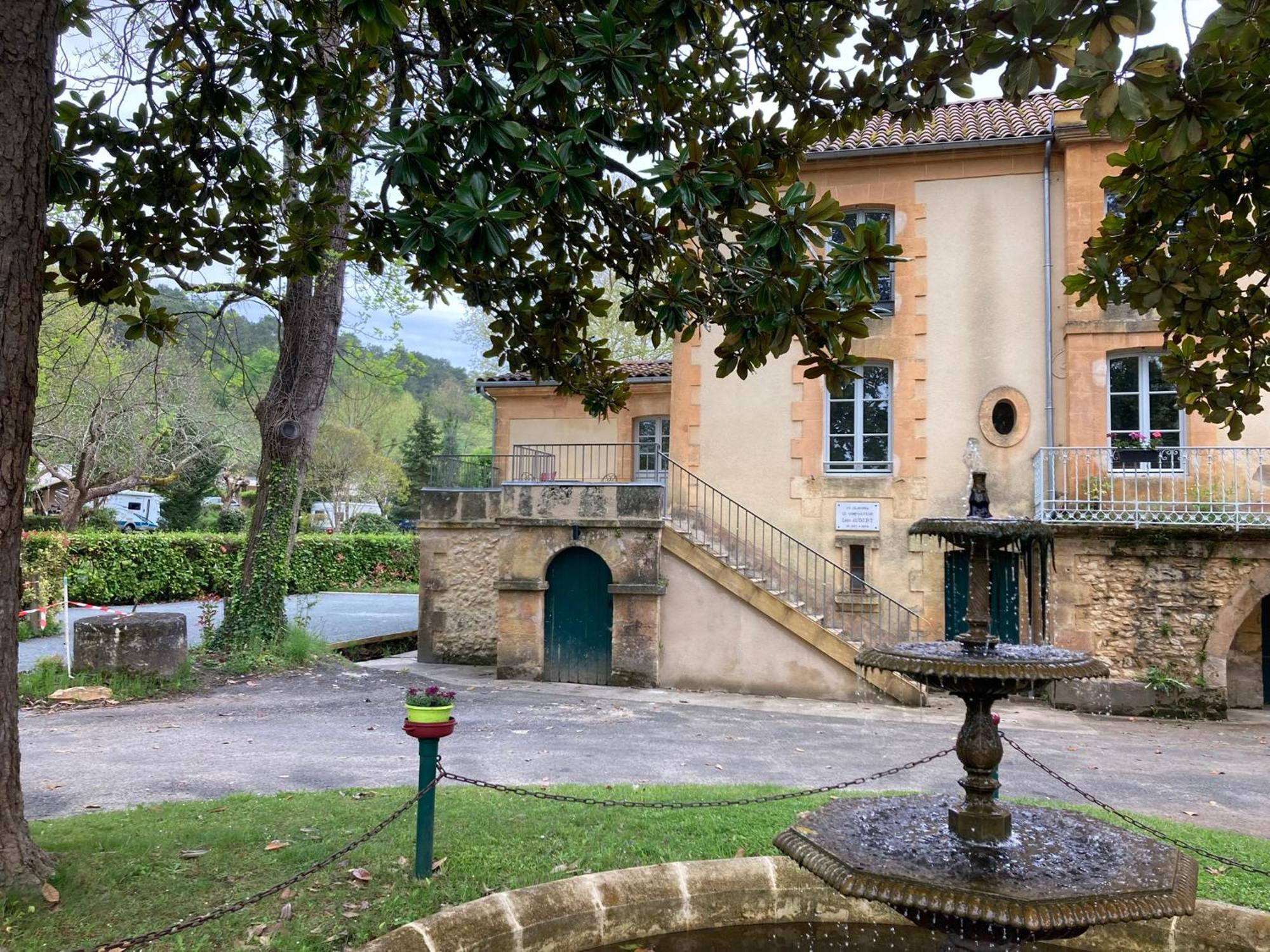 Camping Rcn Le Moulin De La Pique Belvès Exterior foto